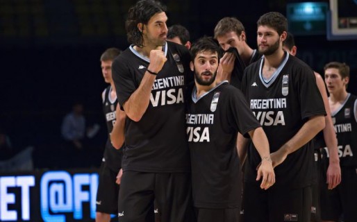 Argentina aplastó a Panamá 84-57 y huele las semis