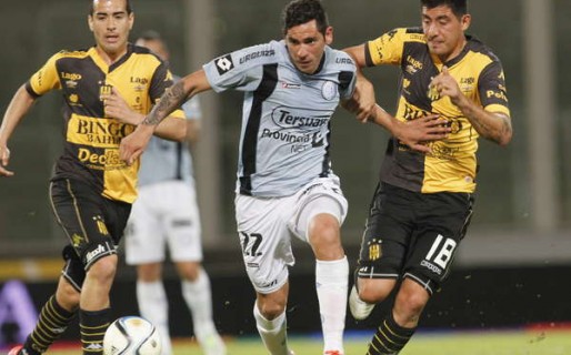 Belgrano no pudo con Olimpo como local