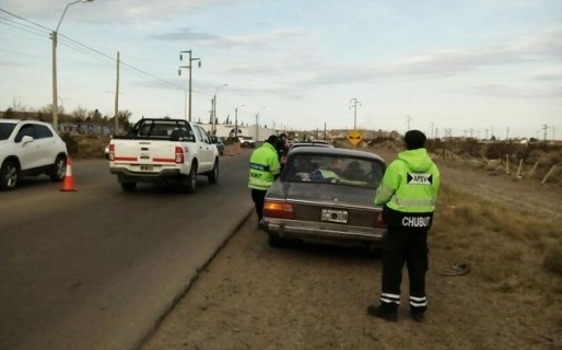 Continúan los controles de tránsito