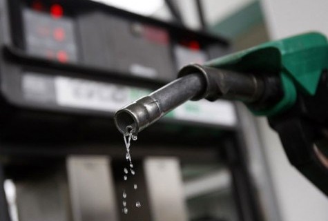 Petroleras quieren discutir el precio de los combustibles en el 2016