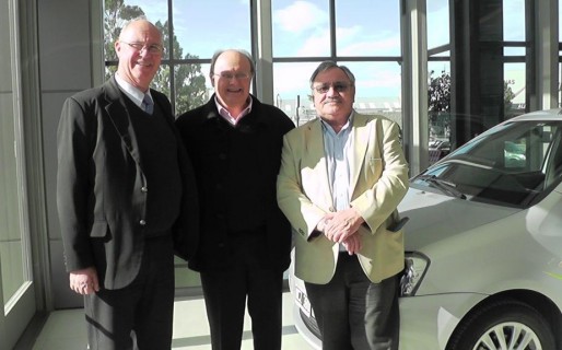 Toyota donó un vehículo a la municipalidad