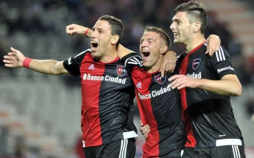 Newell’s superó 2-0 a Estudiantes en La Plata