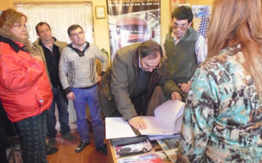 Gaspar y Martínez recabaron quejas por pavimento en zona norte