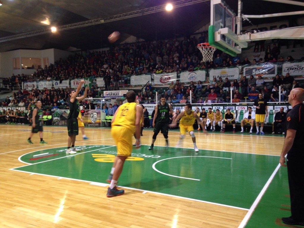 Gimnasia 101 (85) - Obras 107 (85)