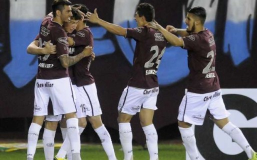 Lanús aplastó a Belgrano y avanza en la Sudamericana