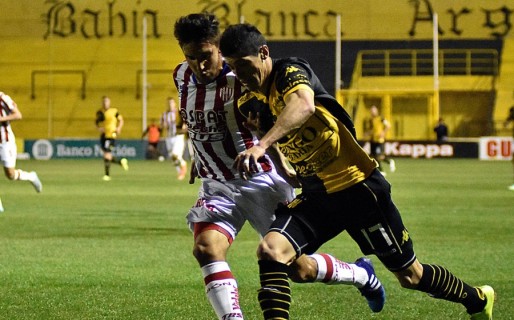 Olimpo y Unión de Santa Fe igualaron 0 a 0