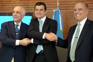 Tensión entre PAE e YPF