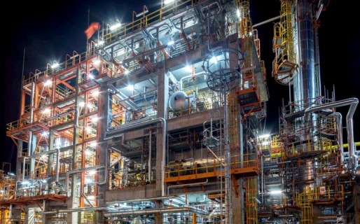 Petroquímica planea una refinería en la ciudad