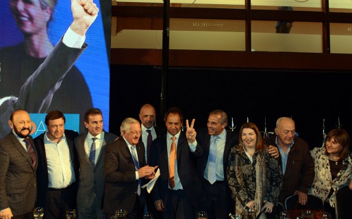 Scioli se comprometió a convertir al país en «exportador de gas»