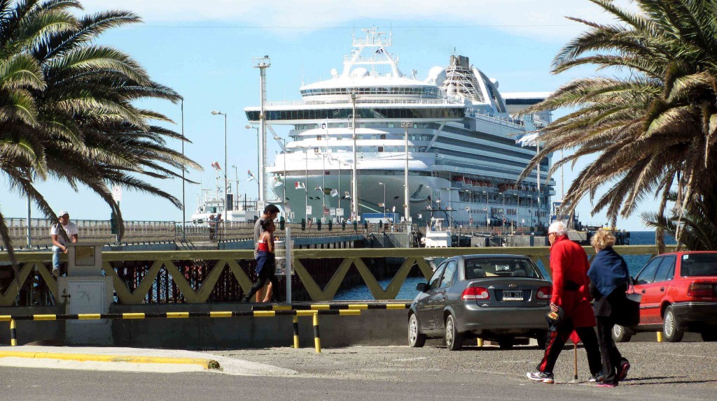 CRUCERO EN MADRYN