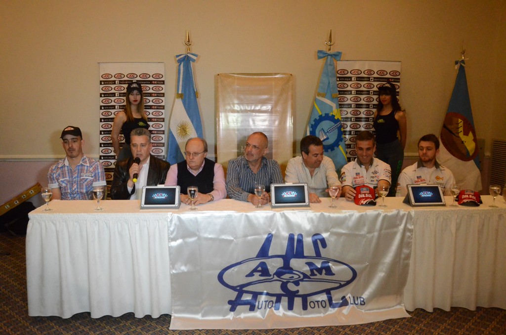 Conferencia TC 1310 y autos Lucania (1)