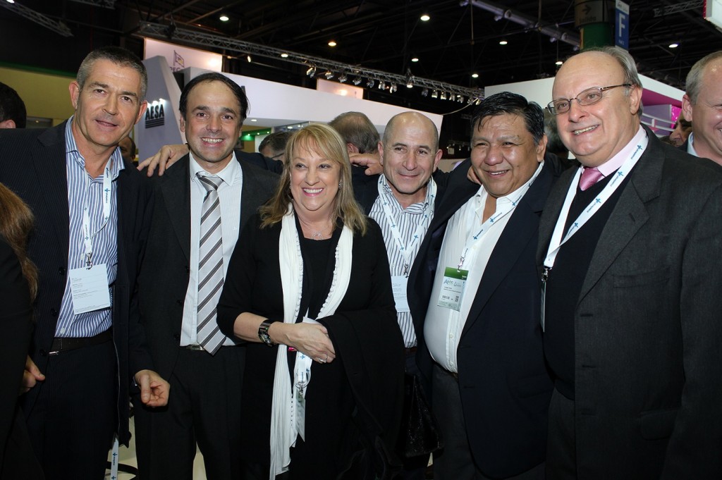 Di Pierro Avila Llugdar Expo Oil BsAs 2015 (2)