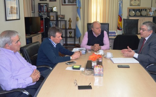 Pais analizó con Di Pierro obras del presupuesto 2016