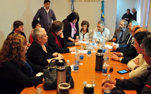 Acuerdo con estatales para modificar Ley de Jubilaciones