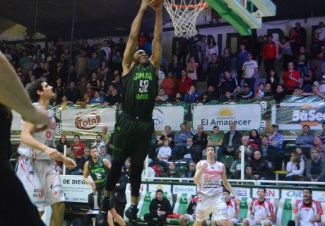 Gimnasia superó con autoridad a un Quilmes diezmado