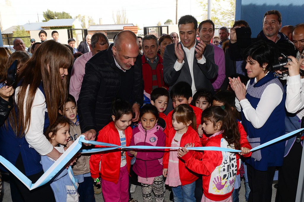 buzzi balochi inauguracion jardin 411 sarmiento (2)