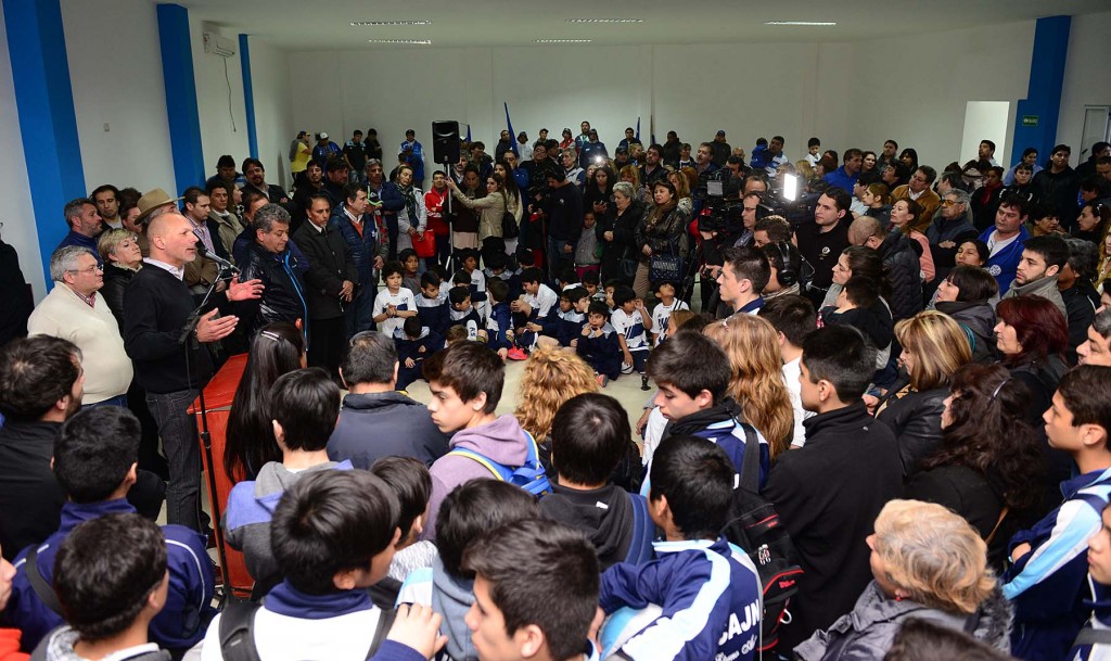 inauguracion sum newbery comodoro1