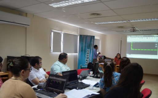 PyMEs PAE y Comodoro Conocimiento dictaron curso de Autocad