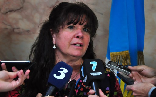 Diputados elaboran cuestionario para la interpelación de Pablo Oca