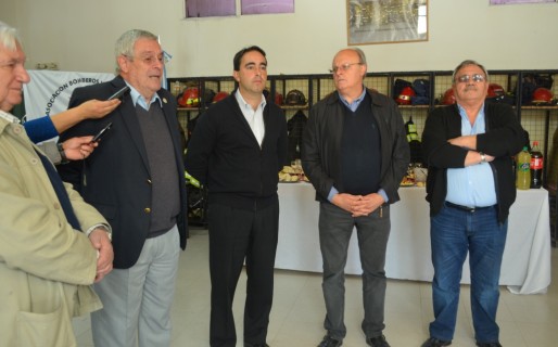 PAE entregó equipamiento a Bomberos Voluntarios