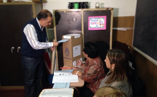 “La gente está contenta por ir a votar”