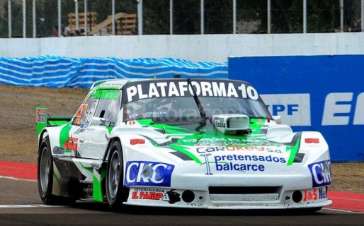 La lluvia bendijo a Mangoni y obtuvo la pole del TC