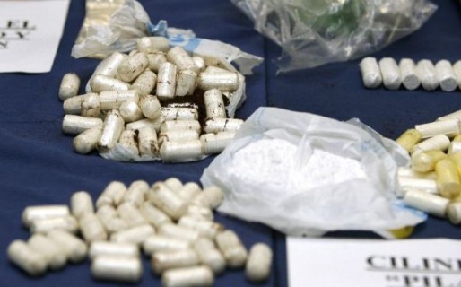 Secuestran drogas y dinero en operativo antinarco