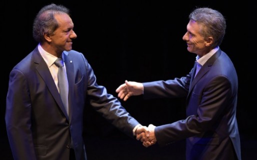 Scioli y Macri hacen cierre de campaña