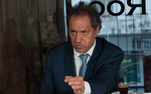 Scioli garantizó que mantendrá los subsidios