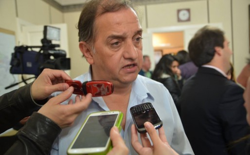 Linares pidió madurez política a la transición provincial