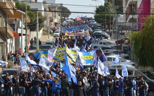 Petroleros se reúnen con operadoras para garantizar los planes de inversión en Chubut