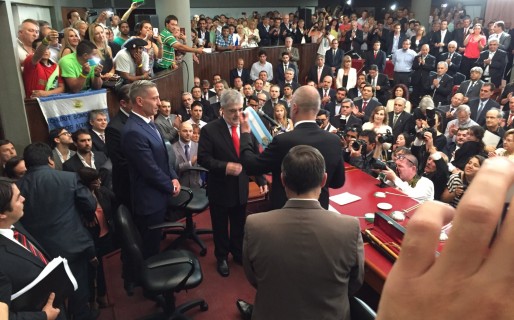 “Venimos a reconstruir una provincia que está partida”