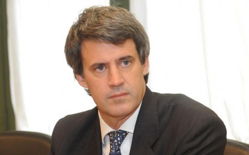 El gobierno quiere bajar a Prat Gay por defender los derechos de los jubilados