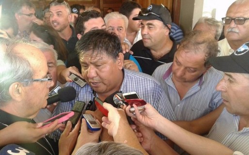 “Trabajamos por todos los medios para acordar que no haya despidos”