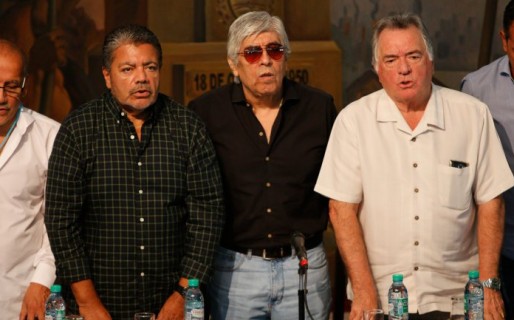 Las tres CGT redoblan presión sobre Macri por el bono navideño