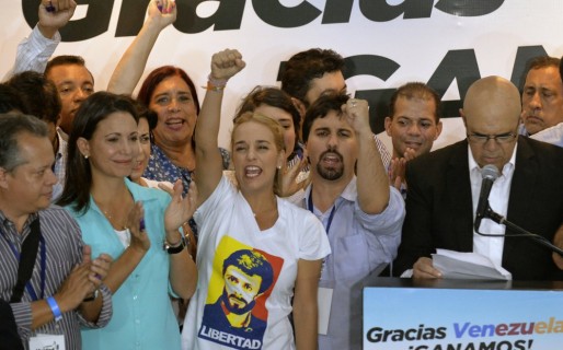 Venezuela: La MUD compartirá el poder con el chavismo