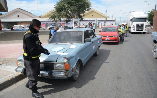 El municipio controla el pago del impuesto automotor