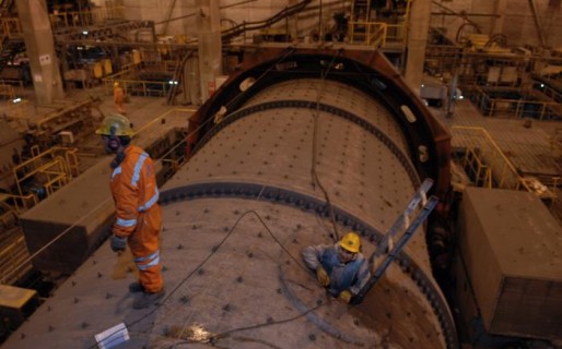 La Minera MCC anunció el despido de 200 obreros