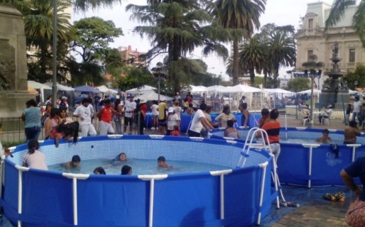 La Justicia ordenó desalojar la plaza ocupada por militantes de Milagro Sala