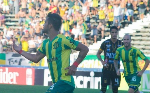 Aldosivi logró un contundente 3-0 sobre Olimpo en La Feliz