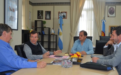 Linares, con Camuzzi para garantizar el gas en todos los barrios