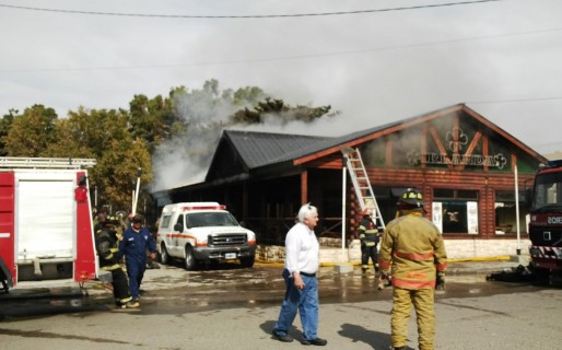 Un bombero perdió la vida en el incendio de la Costanera