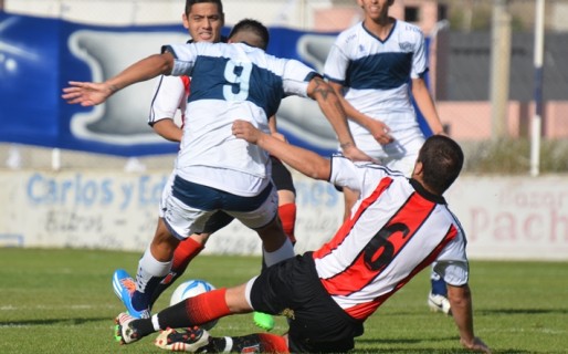 Newbery y Ameghino igualaron y dejaron la serie abierta