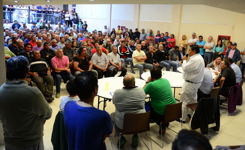 asamblea con jubilados5