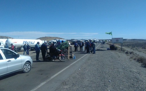 Sigue el reclamo de UOCRA en Ruta 3