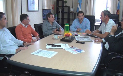 Luque se reunió con el directorio del Ente de control de servicios públicos