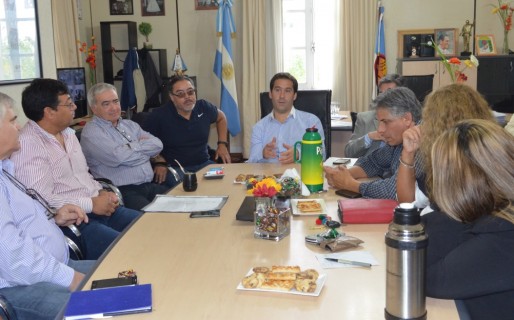 Comenzaron las paritarias del municipio con los gremios