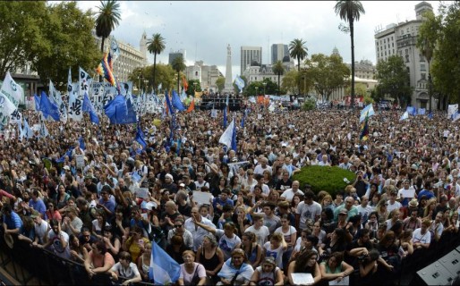 Las razones de la masiva concurrencia a la Plaza
