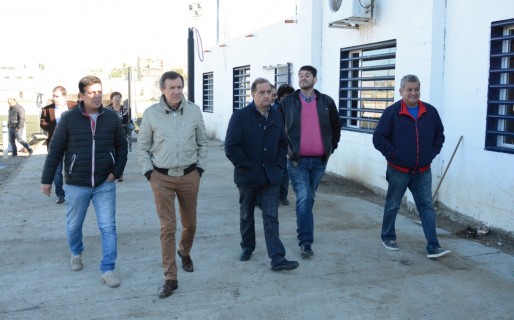 Linares recorrió las obras del Paseo Saludable del Club Jorge Newbery