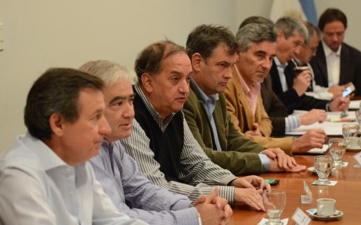 “Es muy positivo debatir mano a mano todos los temas”
